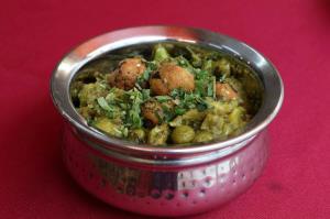 Undhiyu